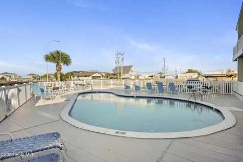 602 W Fort Macon Road Atlantic Beach NC 28512