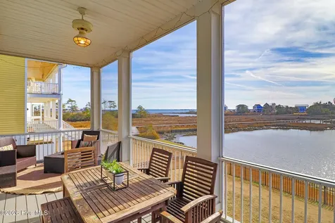525 Sanders Lane Newport NC 28570