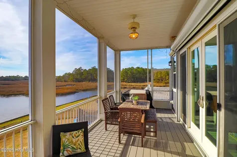 525 Sanders Lane Newport NC 28570