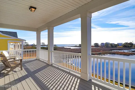 525 Sanders Lane Newport NC 28570