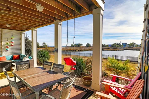 525 Sanders Lane Newport NC 28570
