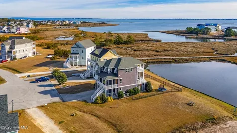 525 Sanders Lane Newport NC 28570