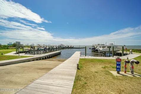 525 Sanders Lane Newport NC 28570