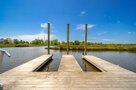 525 Sanders Lane Newport NC 28570