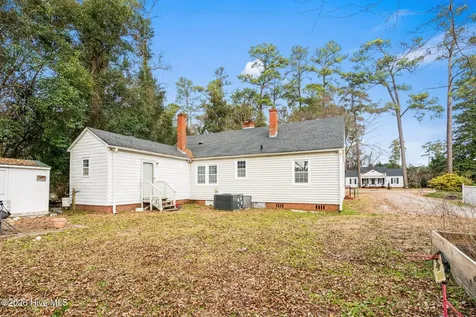 102 Sandwall Avenue Tabor City NC 28463