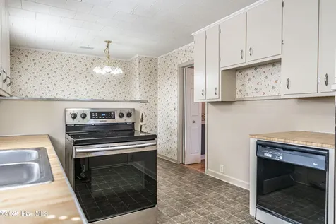 908 Jefferson Street Hamlet NC 28345