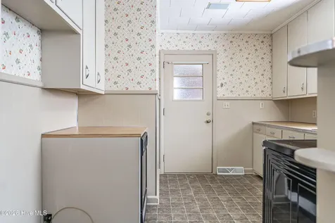 908 Jefferson Street Hamlet NC 28345