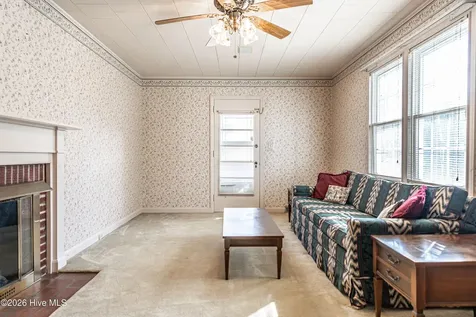 908 Jefferson Street Hamlet NC 28345