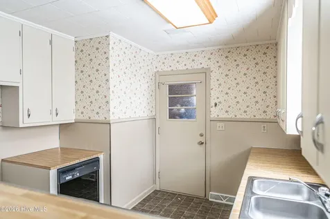 908 Jefferson Street Hamlet NC 28345