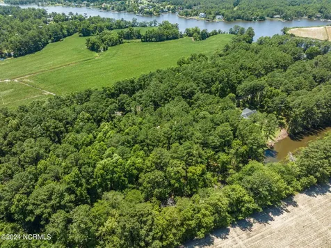 806 Sailhaven Drive Oriental NC 28571