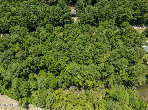 806 Sailhaven Drive Oriental NC 28571