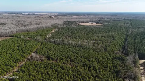 0 White Oak River Road Maysville NC 28555
