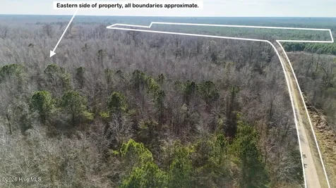 0 White Oak River Road Maysville NC 28555