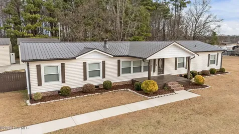3905 Hudsons Crossroads Road Greenville NC 27858