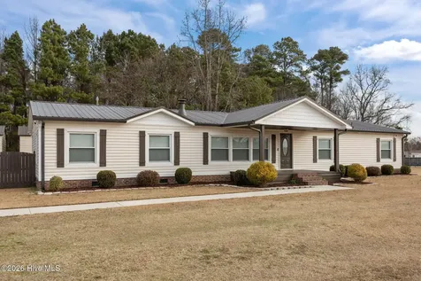 3905 Hudsons Crossroads Road Greenville NC 27858