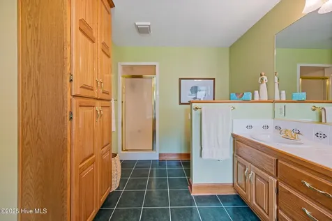 953 Old Ferry Road Edenton NC 27932