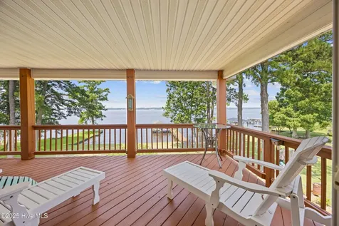 953 Old Ferry Road Edenton NC 27932