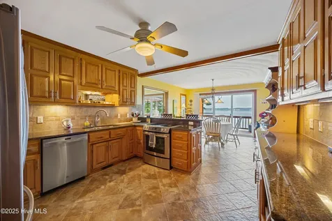 953 Old Ferry Road Edenton NC 27932