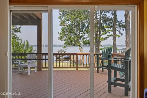 953 Old Ferry Road Edenton NC 27932