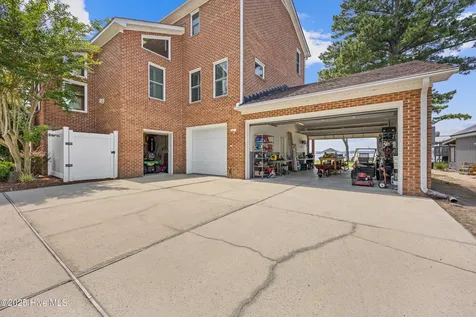 953 Old Ferry Road Edenton NC 27932