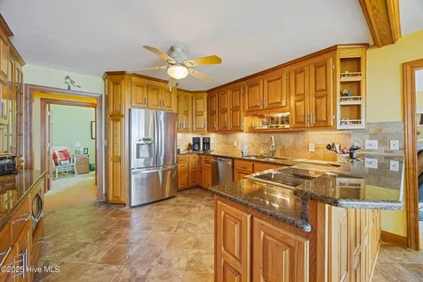 953 Old Ferry Road Edenton NC 27932