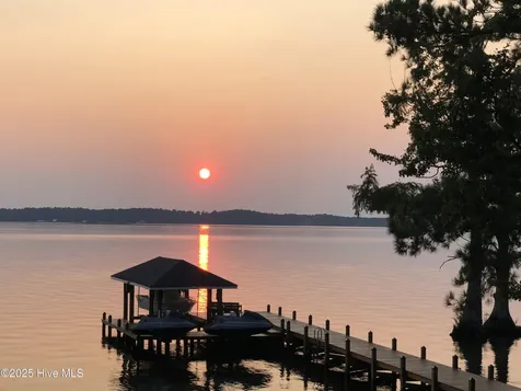 953 Old Ferry Road Edenton NC 27932