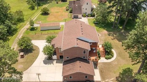 953 Old Ferry Road Edenton NC 27932