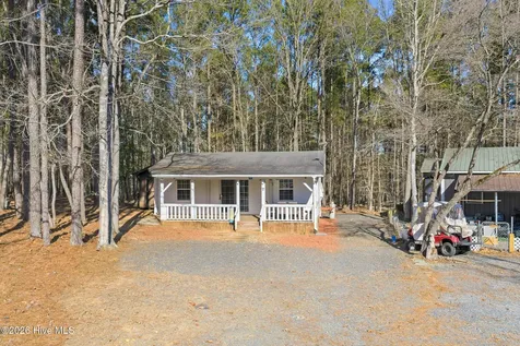 154 Roberts Ridge Road Mount Gilead NC 27306