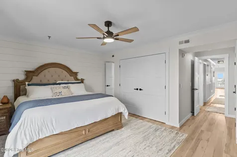111 Florida Avenue Carolina Beach NC 28428