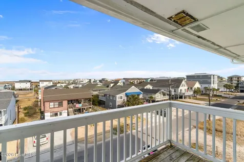 111 Florida Avenue Carolina Beach NC 28428