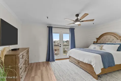 111 Florida Avenue Carolina Beach NC 28428