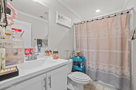 1134 Whichards Beach Road Chocowinity NC 27817
