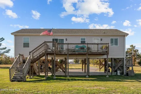 1134 Whichards Beach Road Chocowinity NC 27817