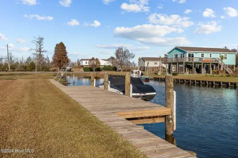 1134 Whichards Beach Road Chocowinity NC 27817