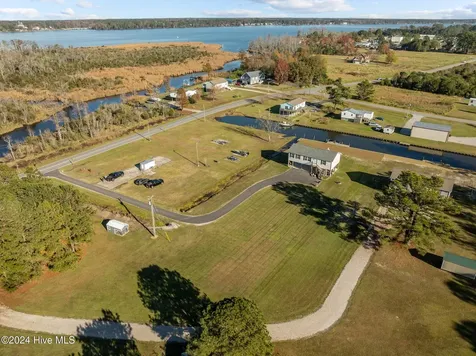 1134 Whichards Beach Road Chocowinity NC 27817