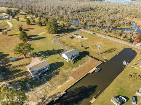 1134 Whichards Beach Road Chocowinity NC 27817