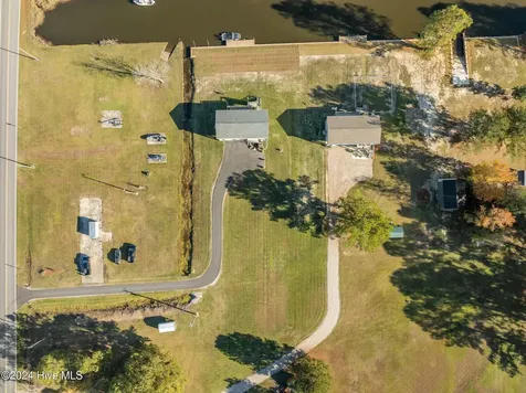1134 Whichards Beach Road Chocowinity NC 27817