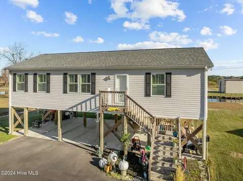 1134 Whichards Beach Road Chocowinity NC 27817