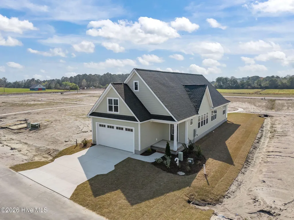 102 Golden Finch Drive Beaufort NC 28516