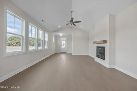 102 Golden Finch Drive Beaufort NC 28516
