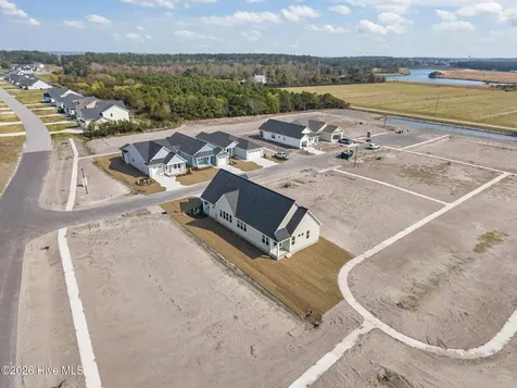 102 Golden Finch Drive Beaufort NC 28516