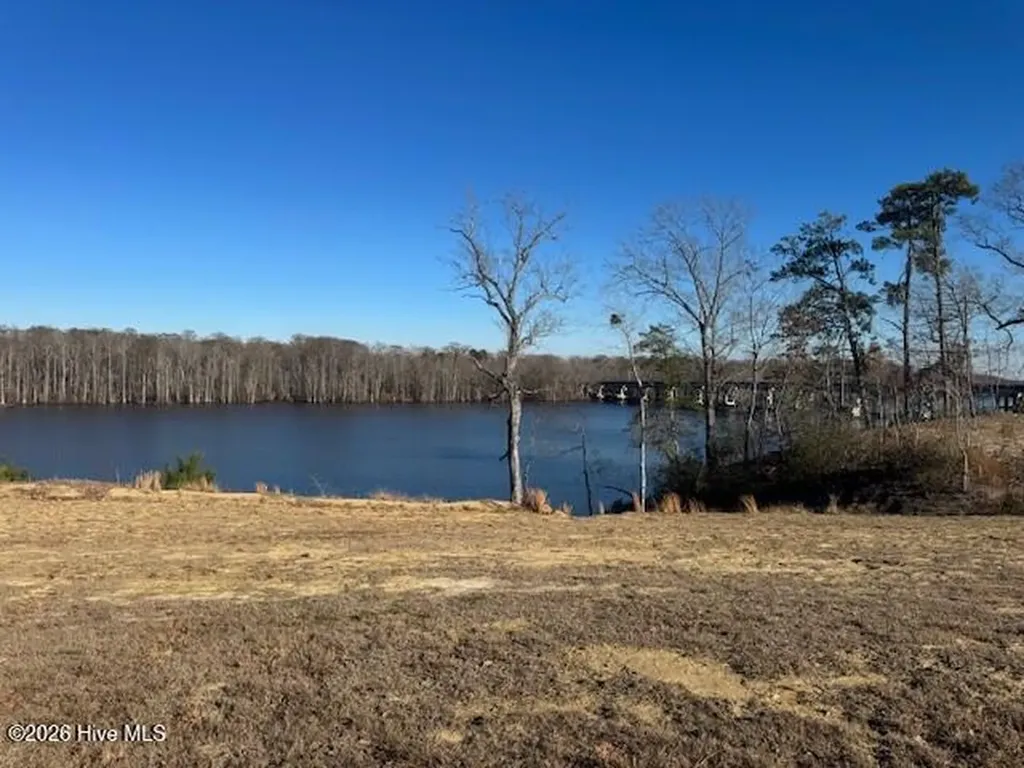 122 River Bluff Drive Winton NC 27986