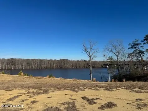 122 River Bluff Drive Winton NC 27986