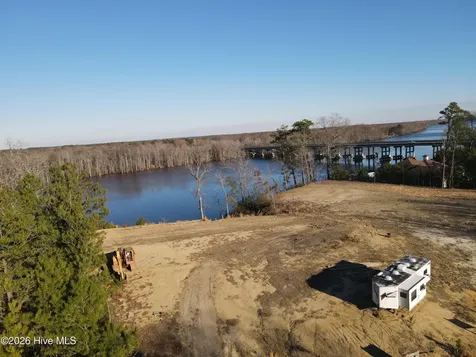 122 River Bluff Drive Winton NC 27986
