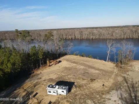 122 River Bluff Drive Winton NC 27986