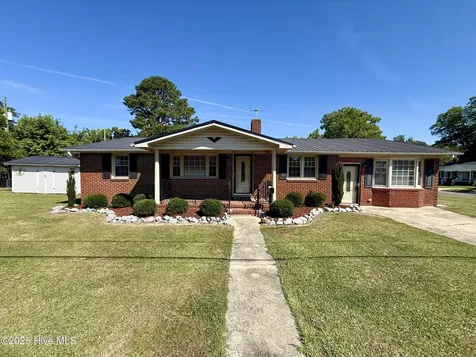200 First Street Williamston NC 27892