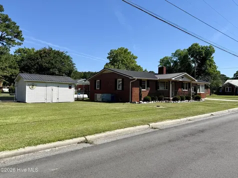 200 First Street Williamston NC 27892