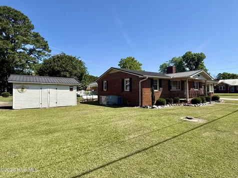 200 First Street Williamston NC 27892