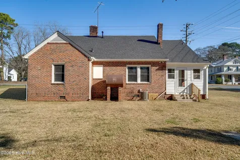 503 N Pine Street Warsaw NC 28398