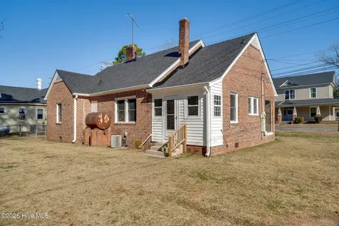 503 N Pine Street Warsaw NC 28398